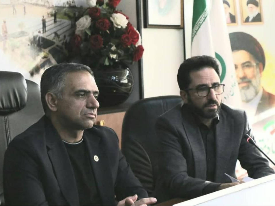 پیگیری مصوبه شورای گفت وگوی استان ازسوی رئیس اتاق بازرگانی قزوین وسازمان برنامه وبودجه کشور عکس کمکی شماره2