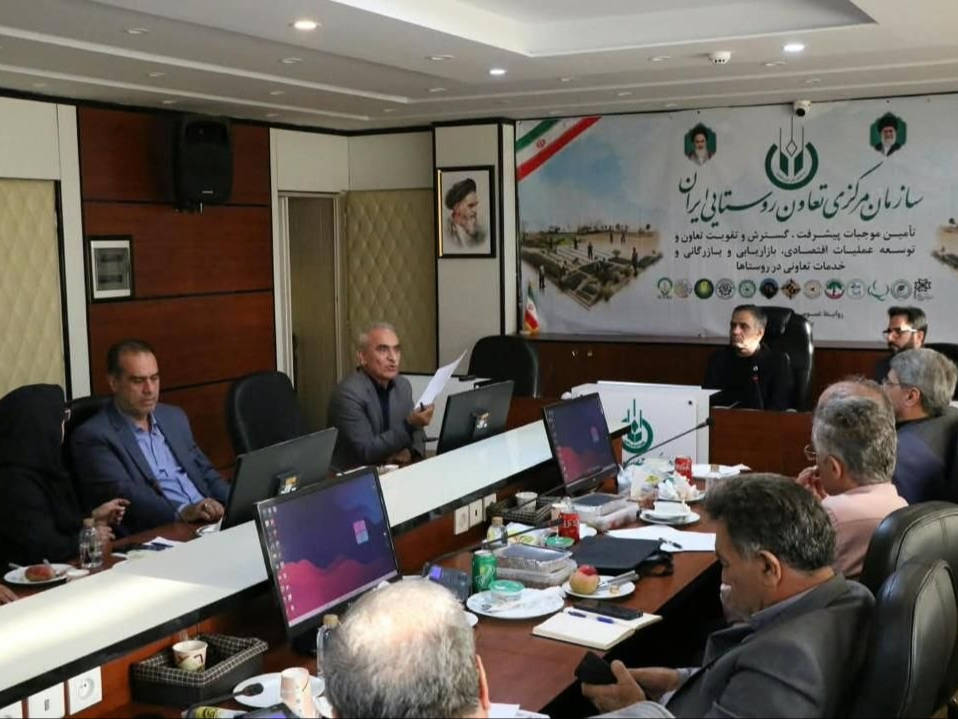 پیگیری مصوبه شورای گفت وگوی استان ازسوی رئیس اتاق بازرگانی قزوین وسازمان برنامه وبودجه کشور عکس کمکی شماره5