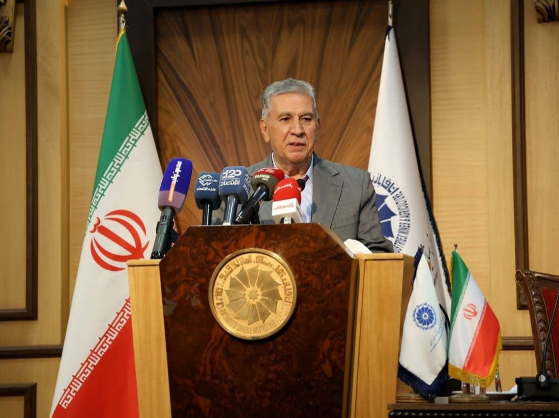 حضورمهندس عبدیان رئیس اتاق بازرگانی قزوین ونمایندگان اتاق قزوین درهیات نمایندگان اتاق ایران عکس کمکی شماره2