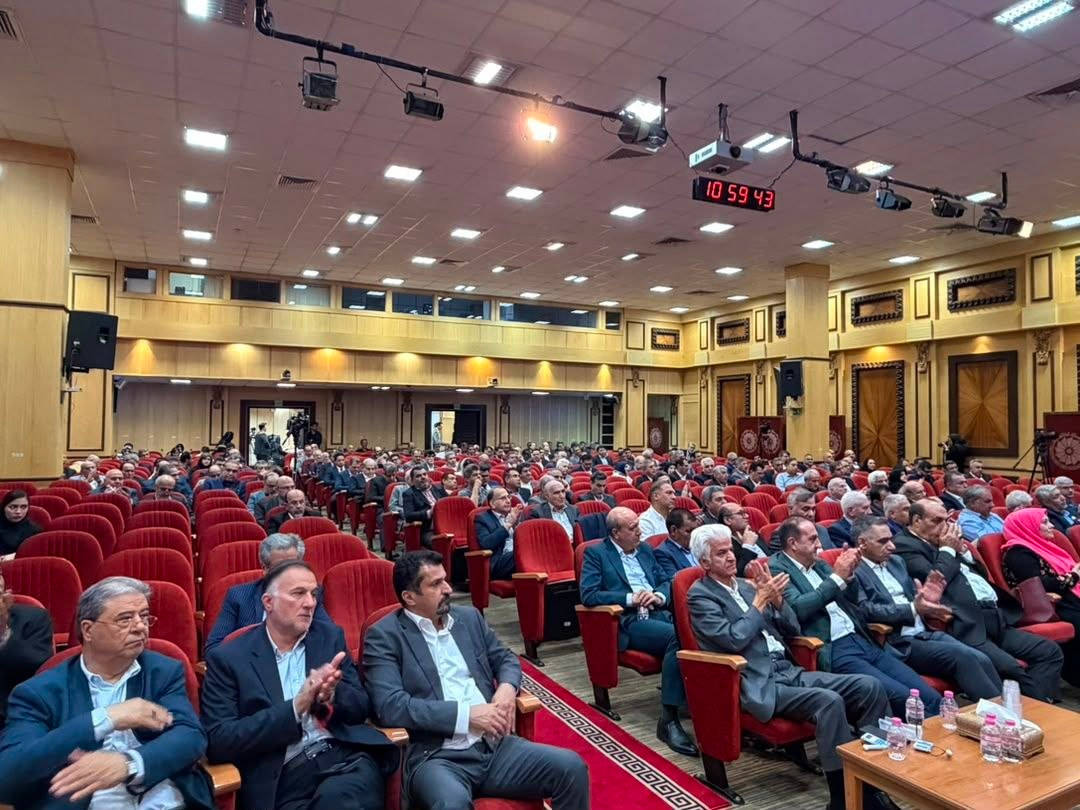 حضورمهندس عبدیان رئیس اتاق بازرگانی قزوین ونمایندگان اتاق قزوین درهیات نمایندگان اتاق ایران عکس کمکی شماره4