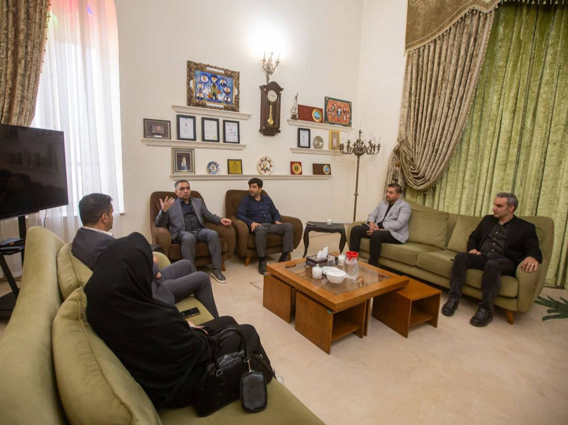 دست یاری اتاق بازرگانی به شهرداری قزوینعکس کمکی شماره2