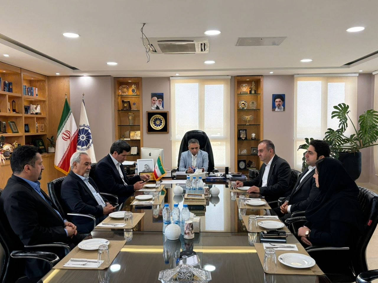 برنامه های کامل وتشریحی سفرهیات تجاری استان قزوین به اولیانوفسک روسیهعکس کمکی شماره4