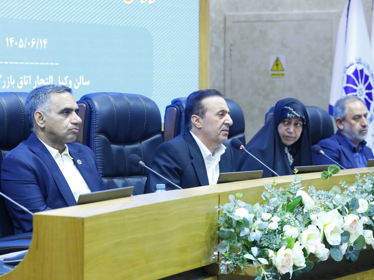 تصویب ۱۱مصوبه ملی واستانی درحوزه های رفع تعهدات ارزی صادر کنندگان، پیگیری مشکل عدم آنتن‌دهی تـلفن همراه در نواحی و شهرک‌های صنعتی چالش‌های اجرایی استرداد مالیات بر ارزش افزوده و توسعه ظرفیت حمل ونقل استان