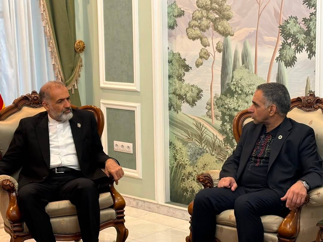 حضور هیات اعزامی استان قزوین در سفارت جمهوری.ا.ایران در مسکوعکس کمکی شماره2
