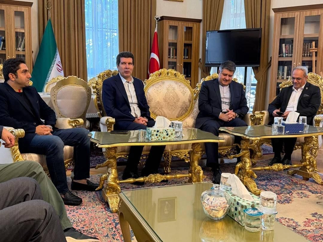 تقویت روند سرمایه گذاری مشترک درصنعت، تجارت وگردشگری  ، گشایش مسیرهای  جدید اقتصادی  