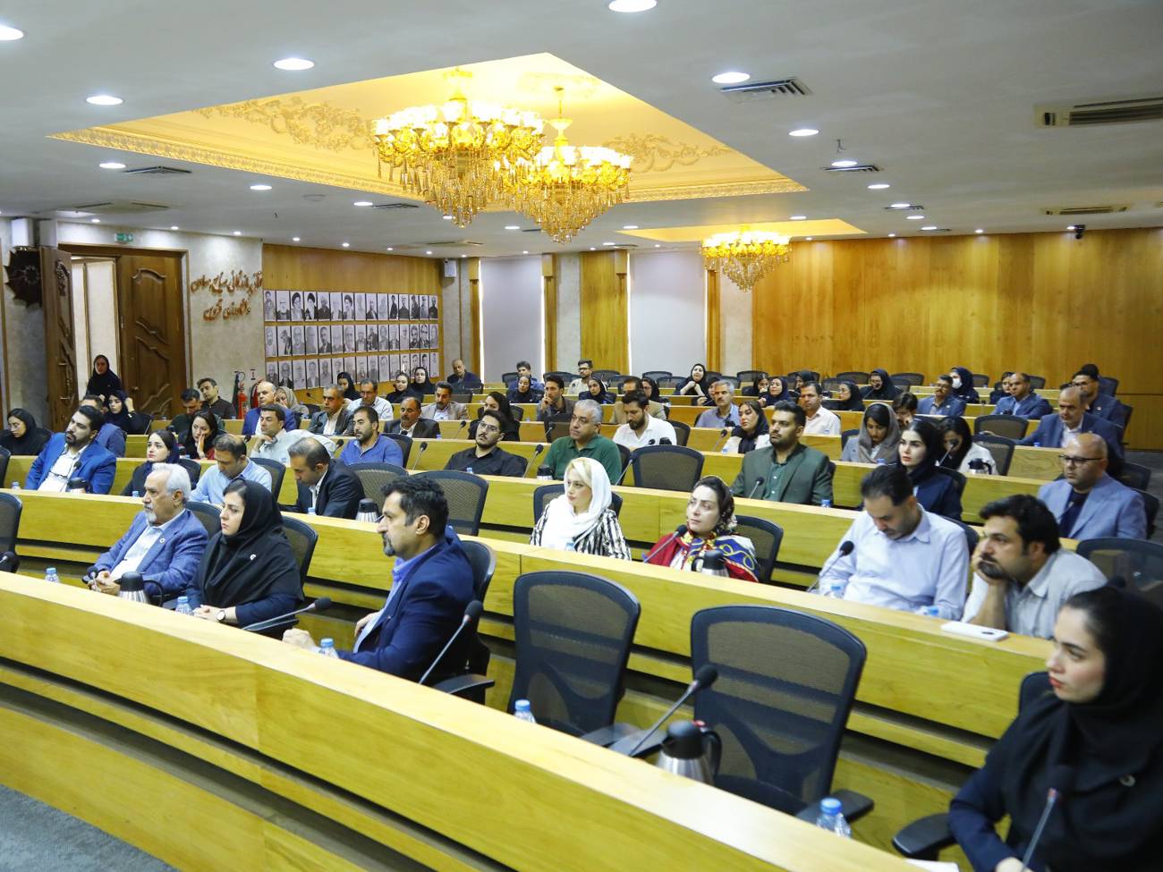 تأکید بخش خصوصی استان های قزوین وزاهدان  بر توسعه تجارت و رفع موانع مبادلات با پاکستان عکس کمکی شماره2