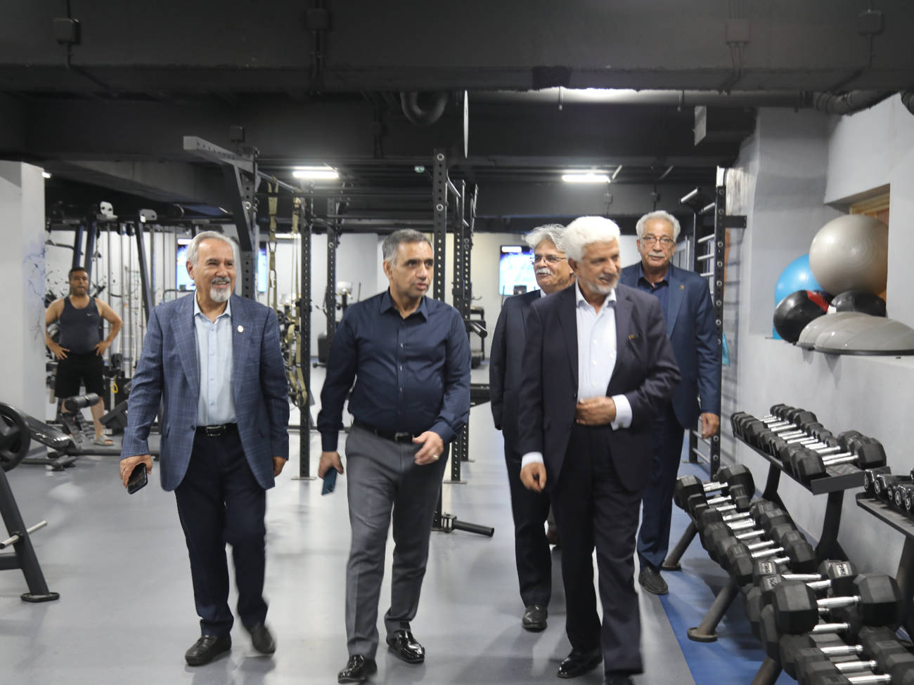 تأکید بخش خصوصی استان های قزوین وزاهدان  بر توسعه تجارت و رفع موانع مبادلات با پاکستان عکس کمکی شماره9