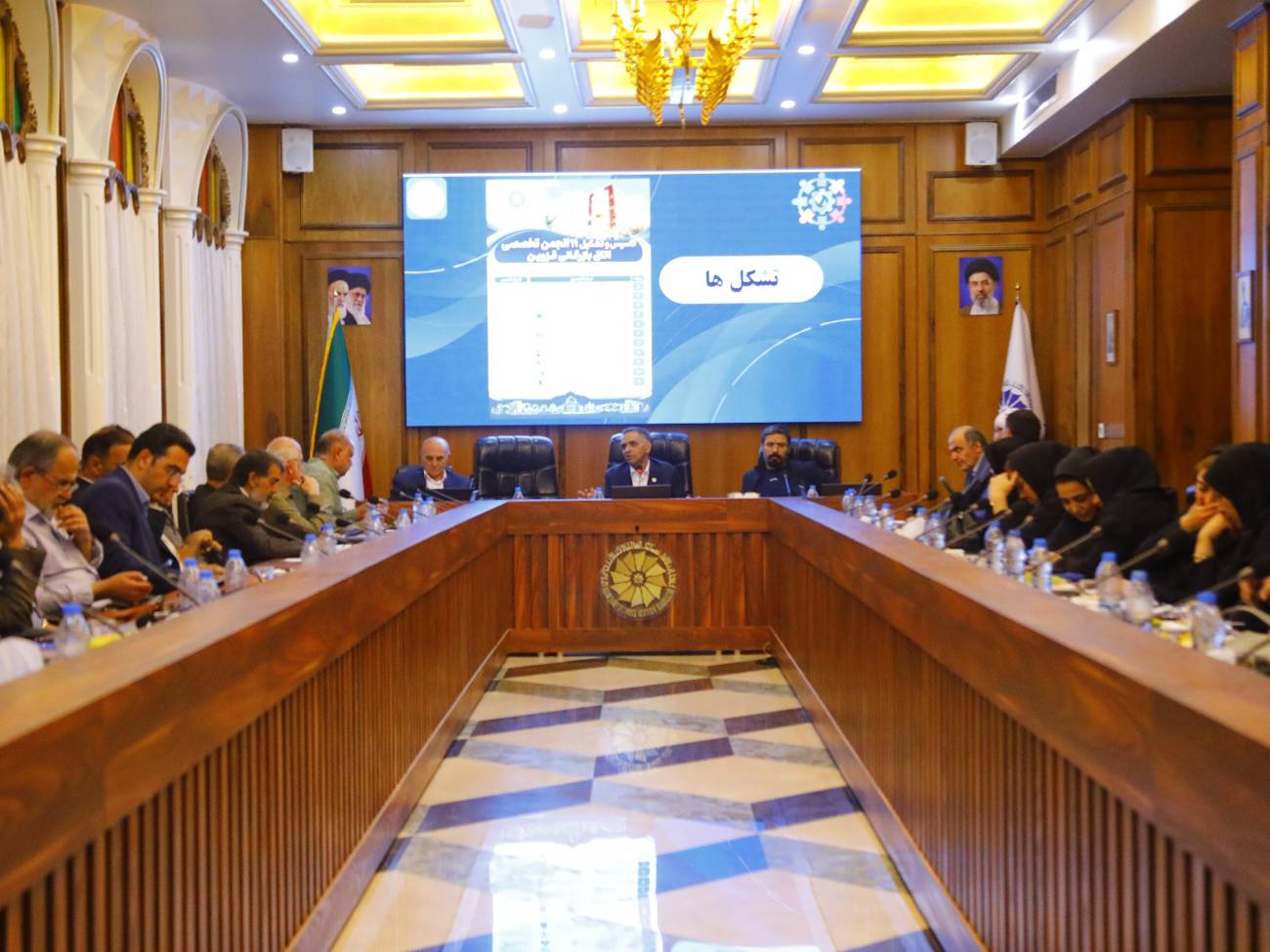 نمایندگی یکی از صرافی‌های معتبر کشور به‌زودی در محل اتاق بازرگانی قزوین مستقر می‌شودعکس کمکی شماره6